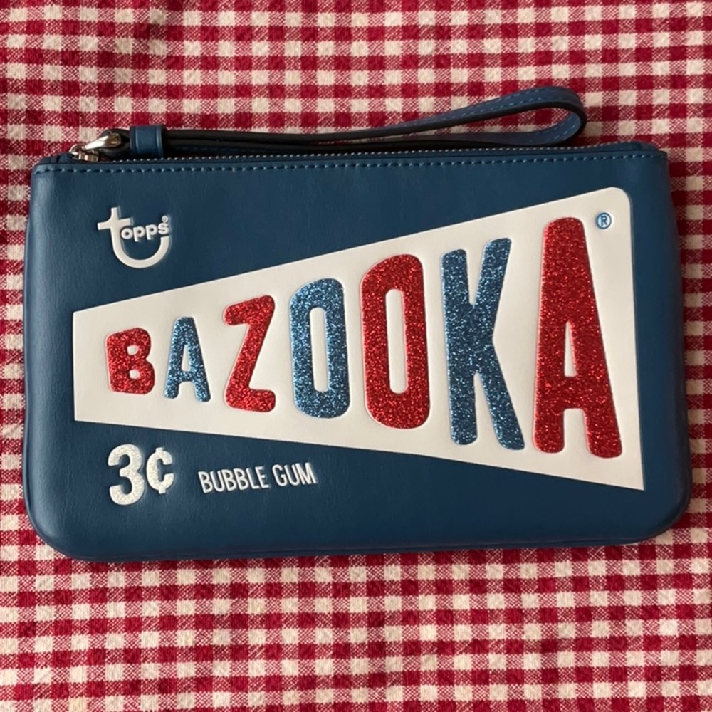 🍬 COACH BAZOOKA WRISTLET 🍬WITH BUBBLEGUM 🍬 - Picture 16 of 16
